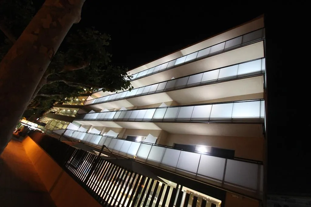 Apartamentos Cambrils Playa Spa Apartment